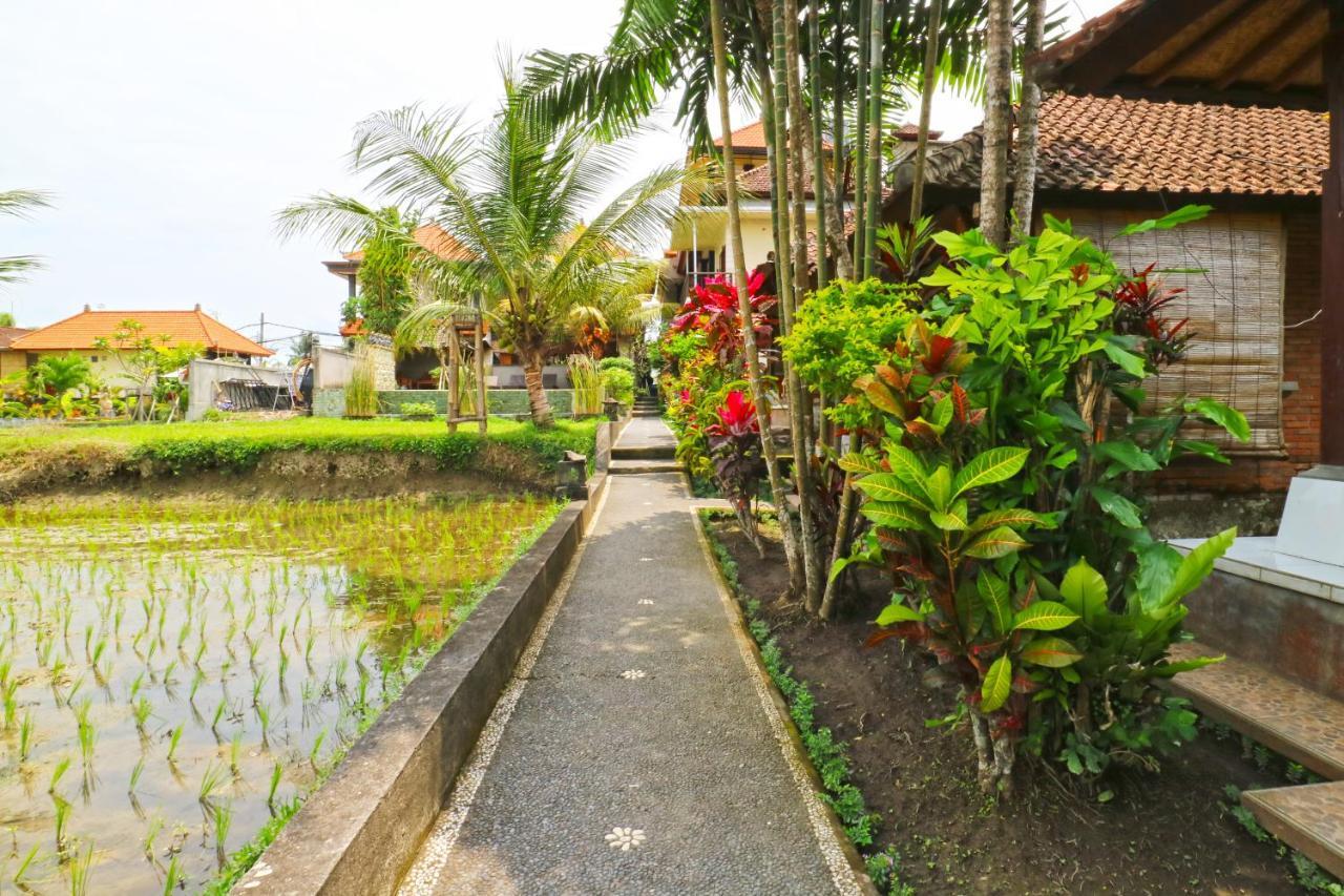 Puji Hostel And Bungalow Ubud Ngoại thất bức ảnh