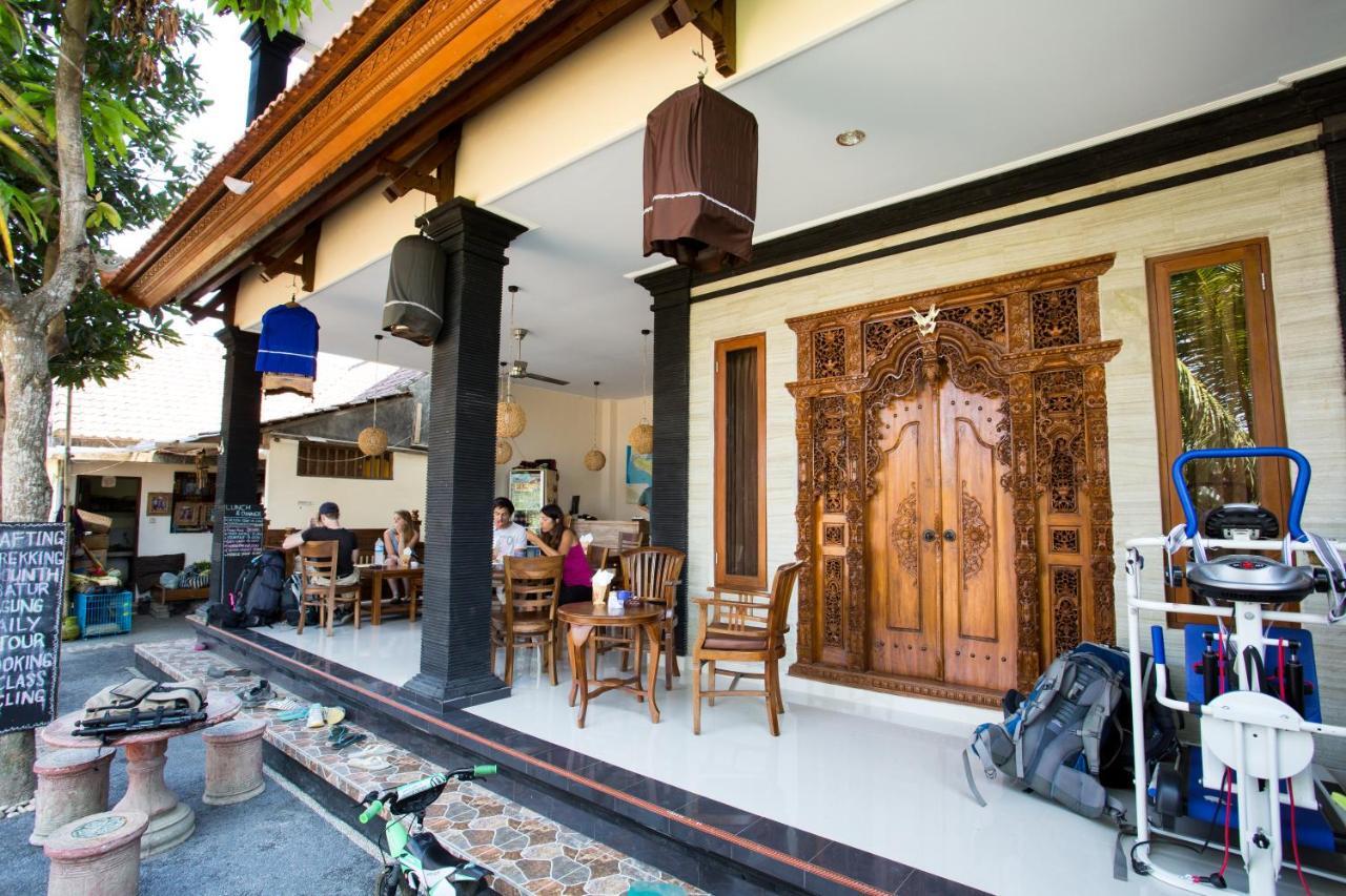 Puji Hostel And Bungalow Ubud Ngoại thất bức ảnh