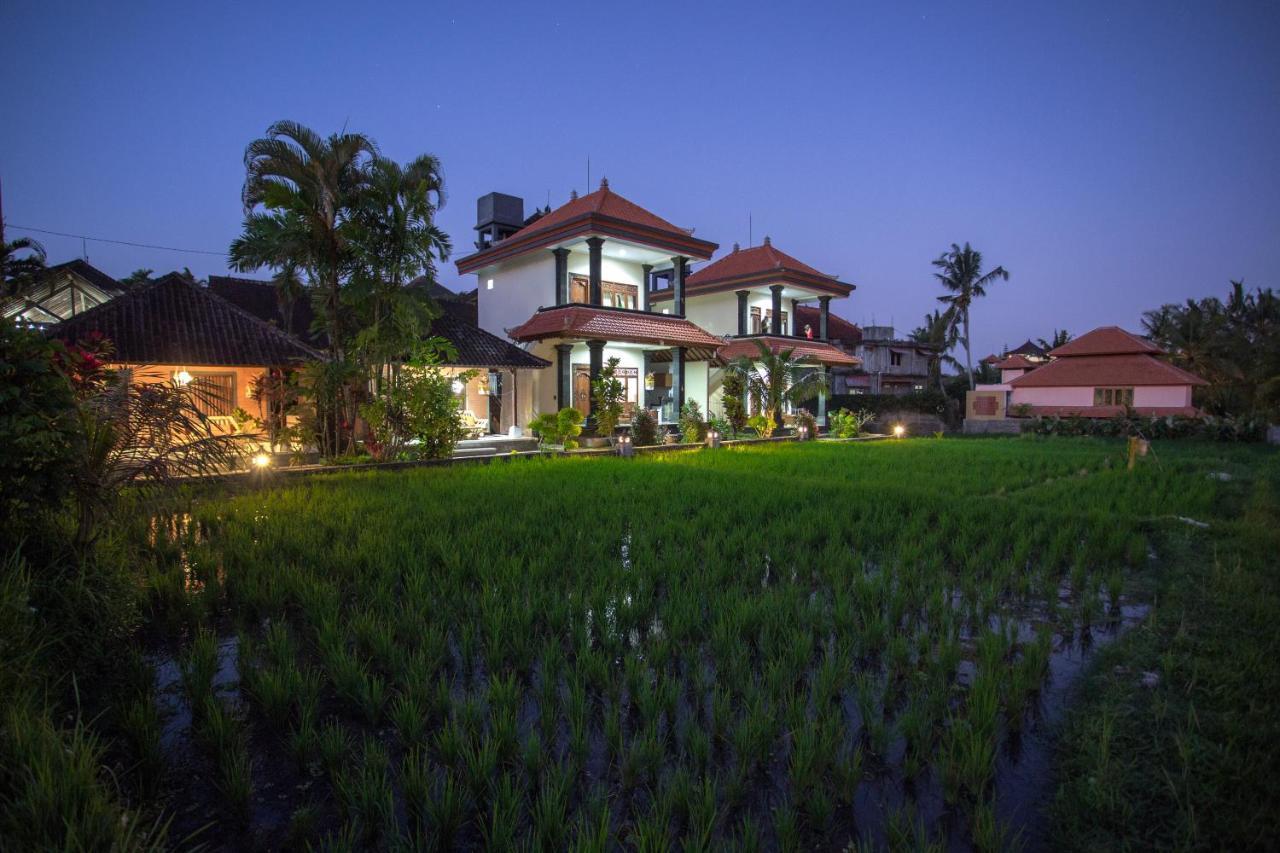 Puji Hostel And Bungalow Ubud Ngoại thất bức ảnh